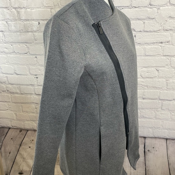 Ogio Asymmetrical Jacket Size Medium - Picture 6 of 11